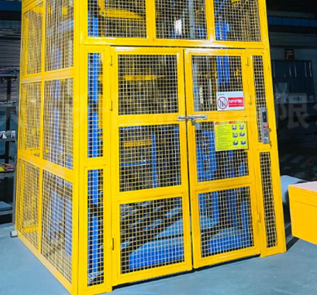 皮山货梯可以安装在室外吗