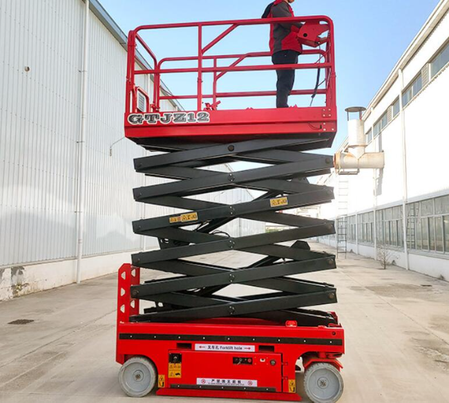 皮山自行走移动式升降机